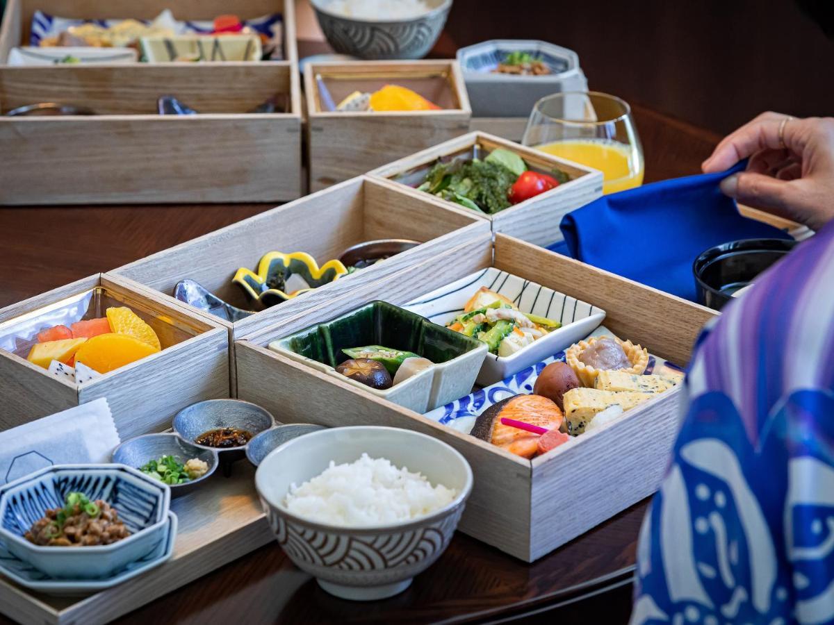 โอกินาว่า คาริยูชิ รีสอร์ต เอ็กเซส นาฮะ Hotel ภายนอก รูปภาพ
