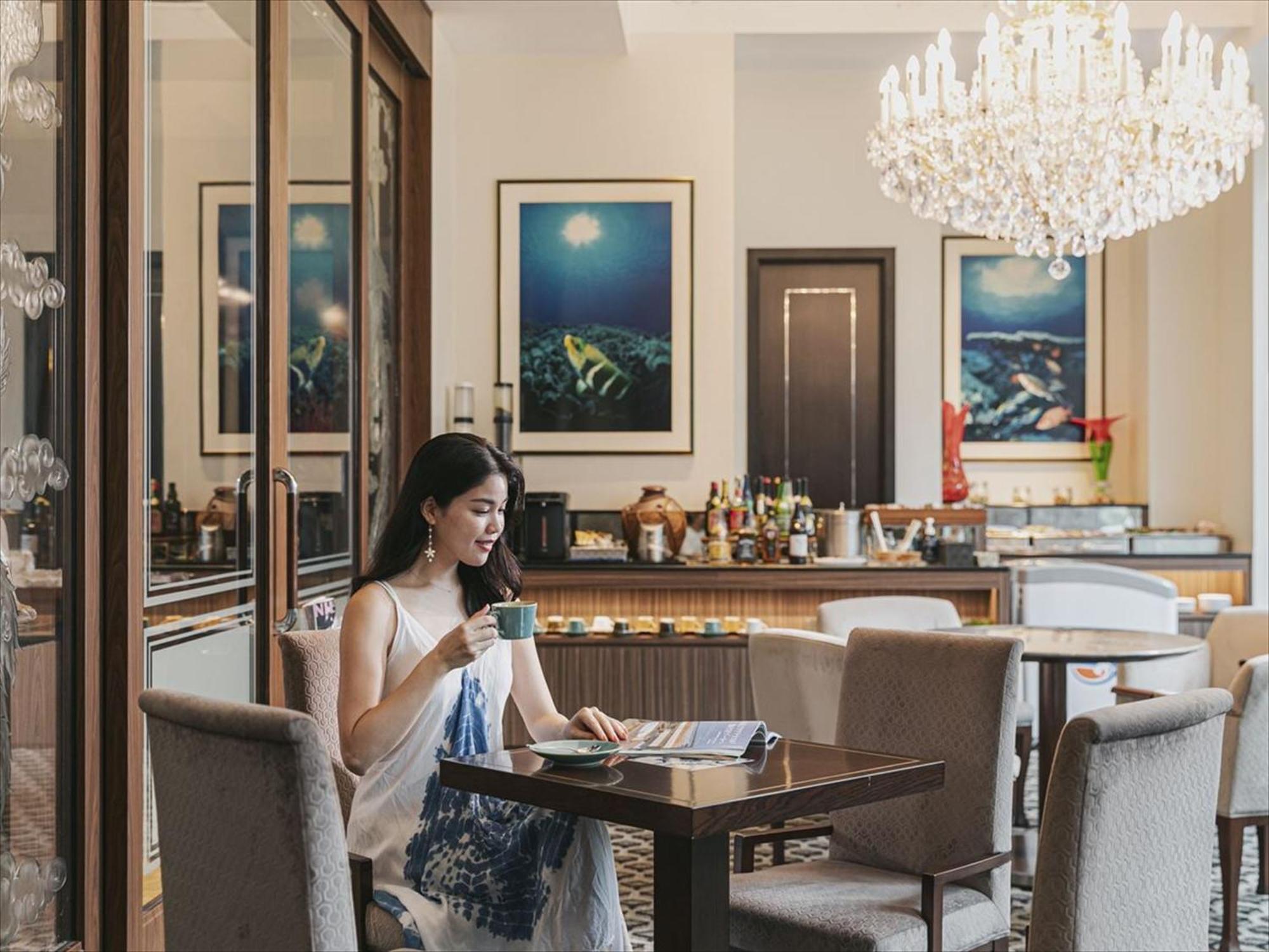 โอกินาว่า คาริยูชิ รีสอร์ต เอ็กเซส นาฮะ Hotel ภายนอก รูปภาพ
